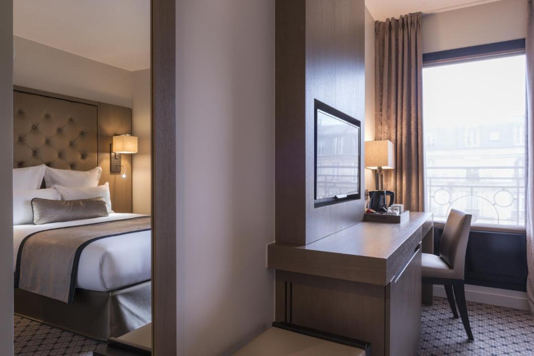 Photo of Others in Ternes