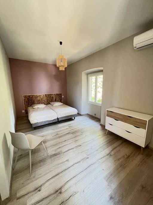 Photo of Bedroom in Barjac