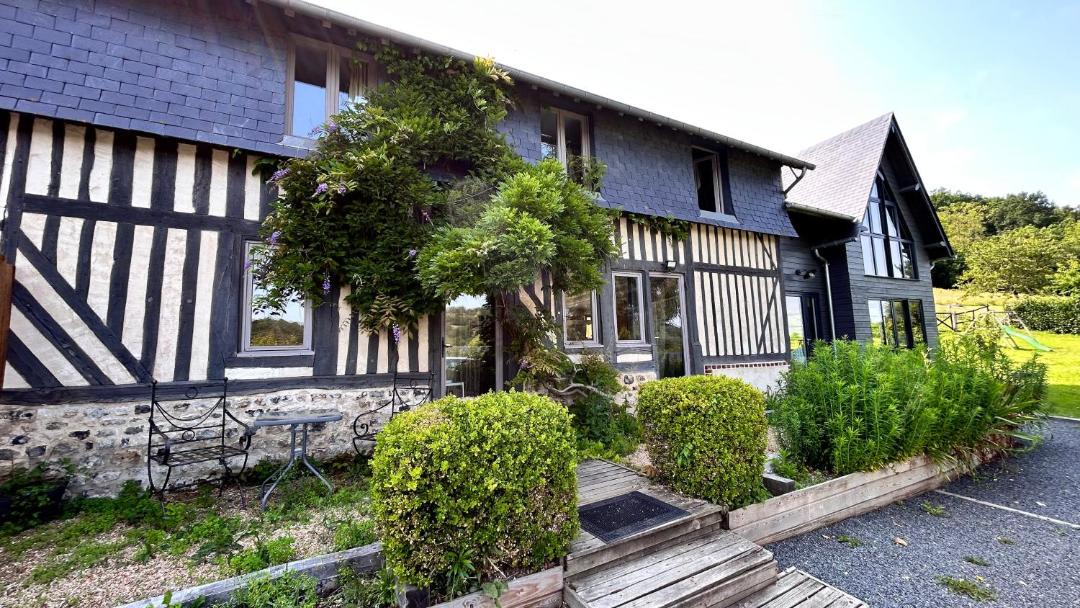Photo of Buildings in La Riviere-Saint-Sauveur