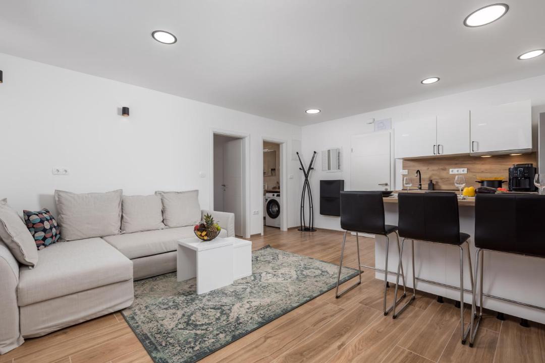 Photo of Livingroom in Sarsoni