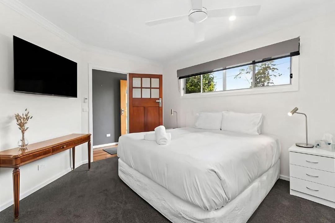 Photo of Bedroom in Batehaven