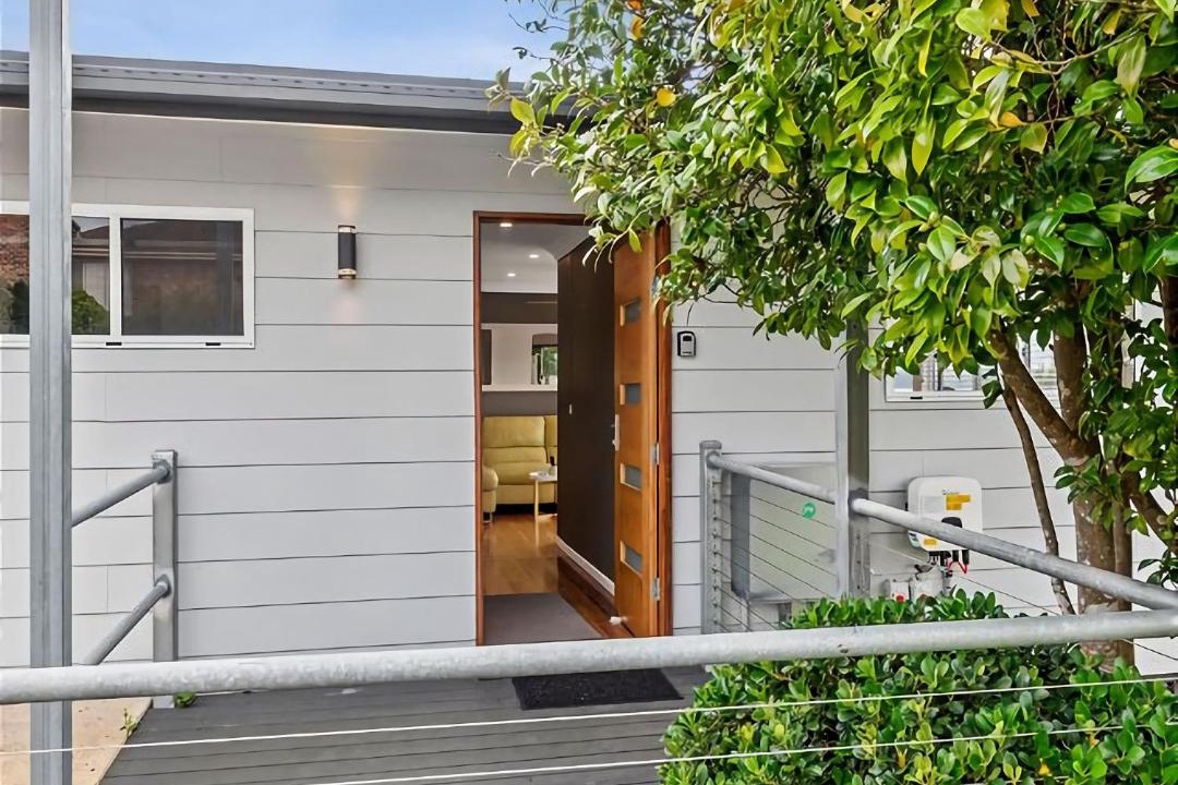 Photo of Others in Batehaven