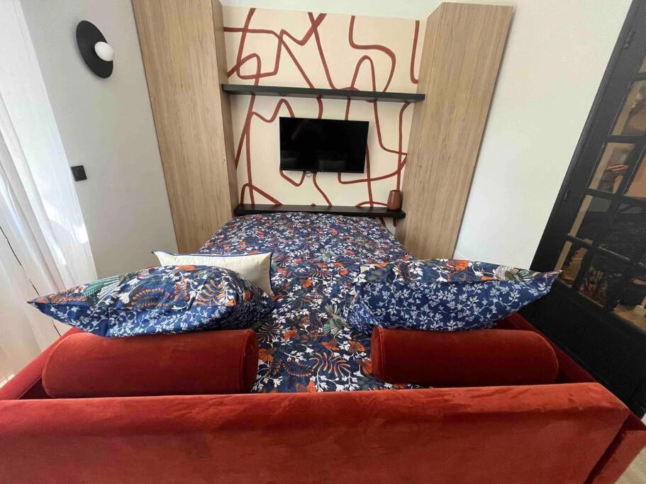 Photo of Others in Montchapet