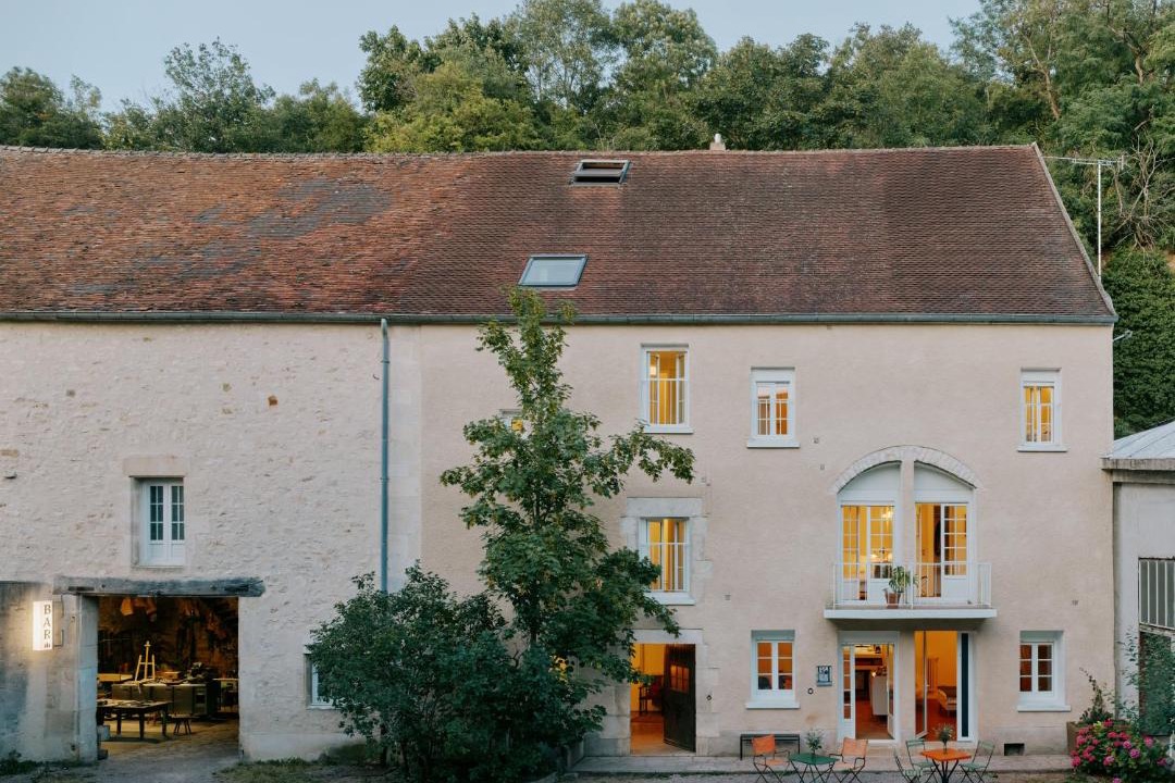 Photo of Buildings in Clamecy