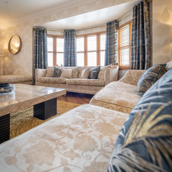 Photo of Others in Bathgate