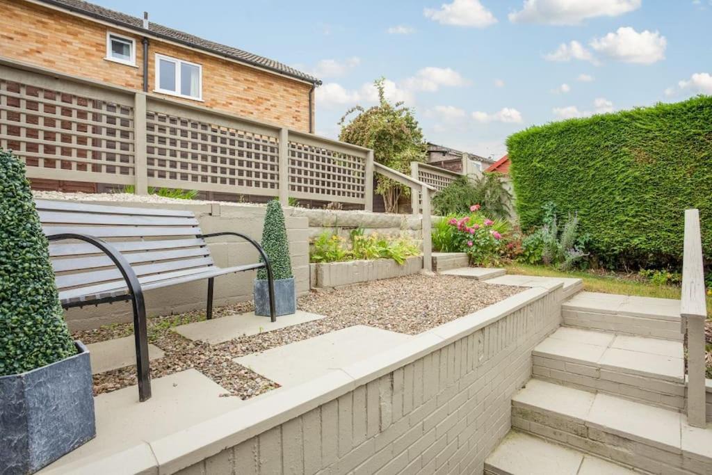 Photo of Others in Stanley