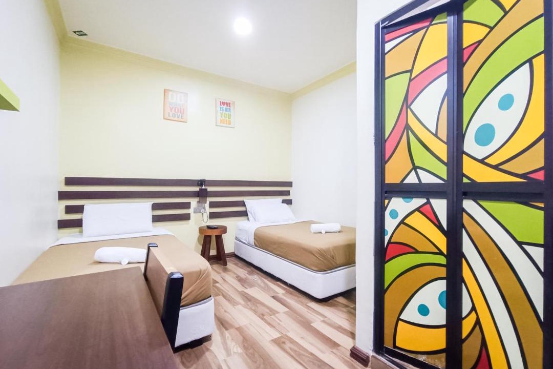 Photo of Others in Paka