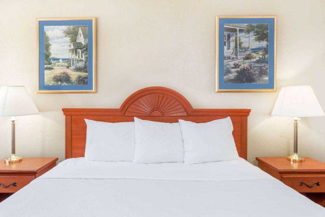 Photo of Bedroom in Montgomery