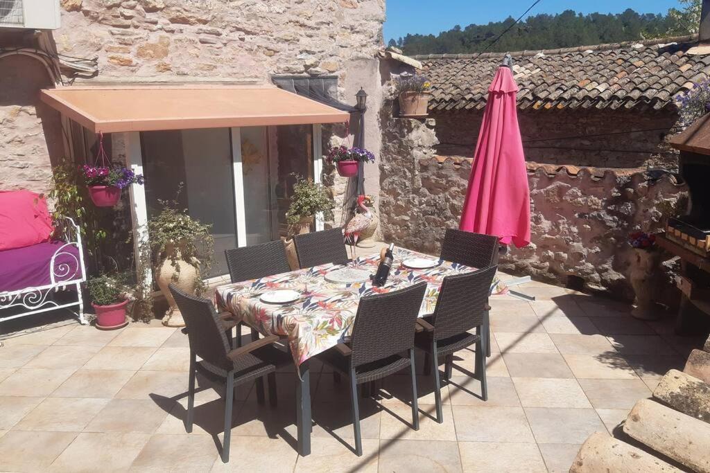 Photo of Patio Balcony in Saint-Chinian