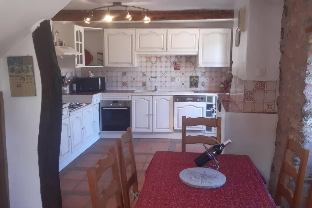 Photo of Kitchen in Saint-Chinian