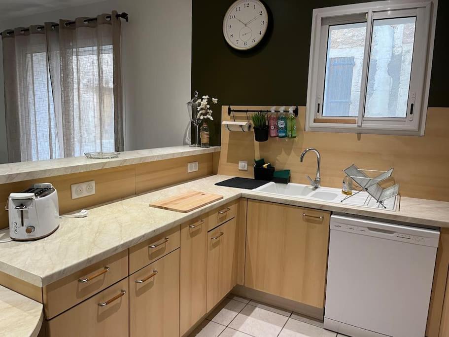 Photo of Kitchen in Peyriac-de-Mer