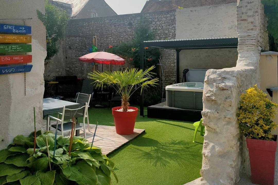 Photo of Others in Saint-Dye-sur-Loire