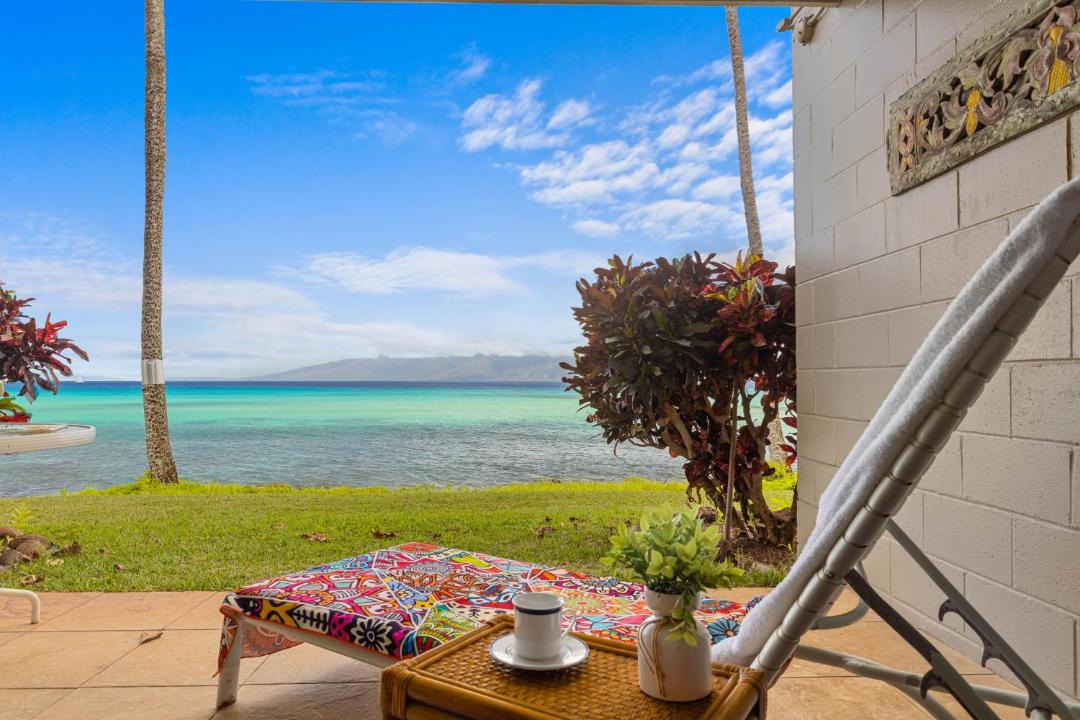 Photo of Others in Kahana