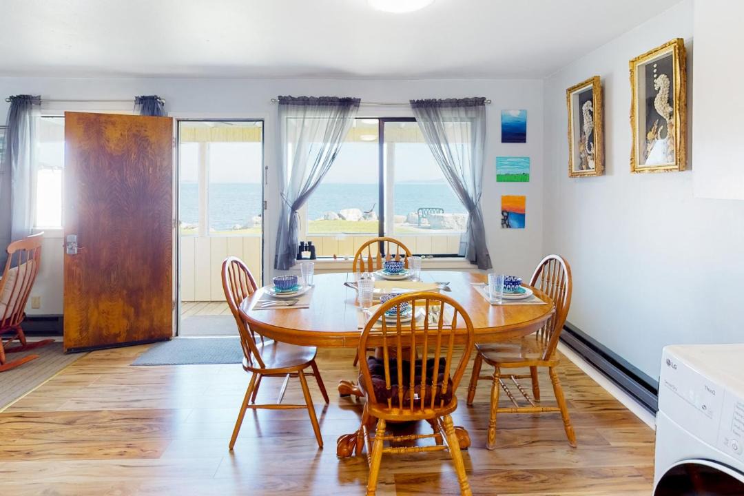 Photo of Others in Bow