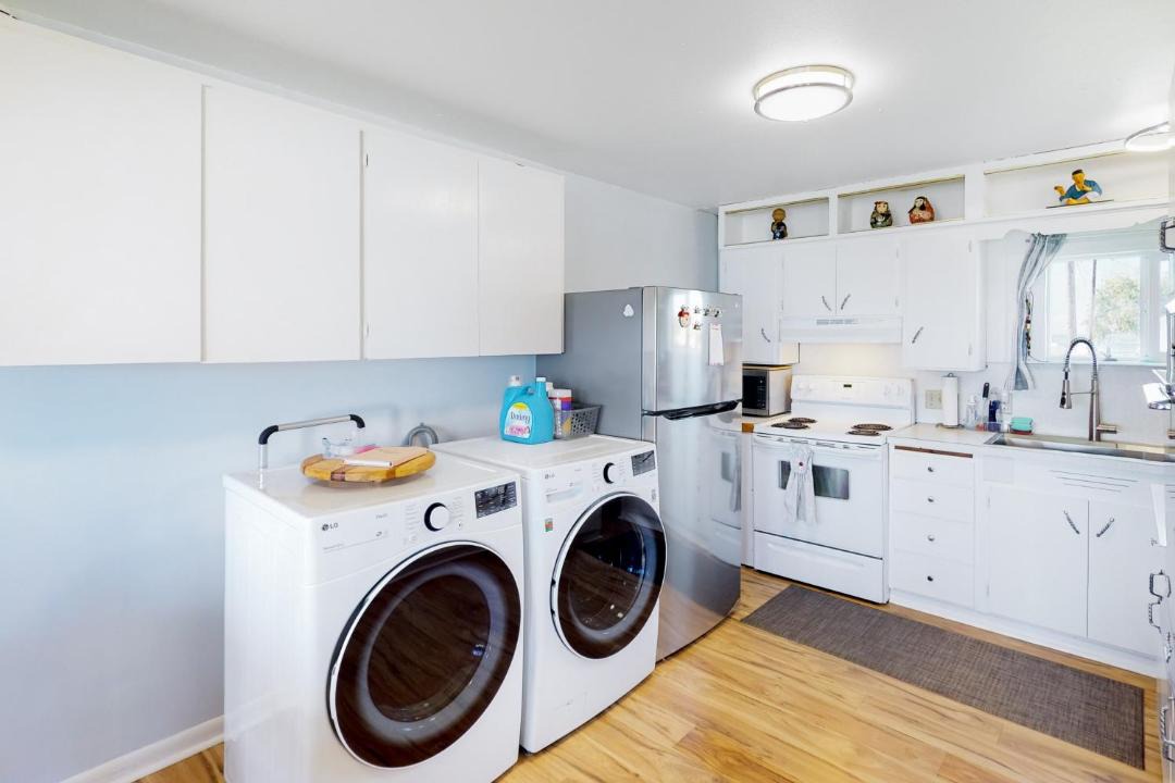 Photo of Others in Bow