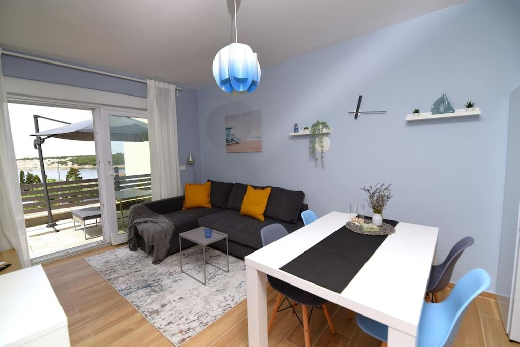 Photo of Livingroom in Simuni