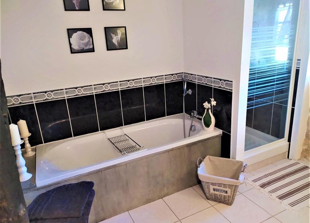 Photo of Others in Loupiac