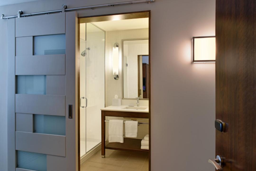 Photo of Bathroom in Coral Way