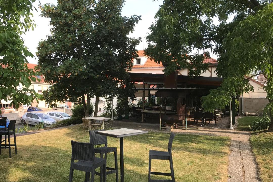 Photo of Others in Hellimer