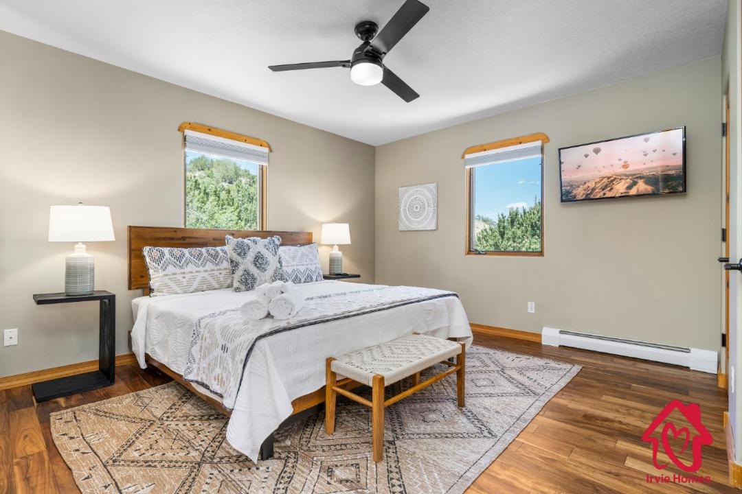 Photo of Bedroom in Placitas