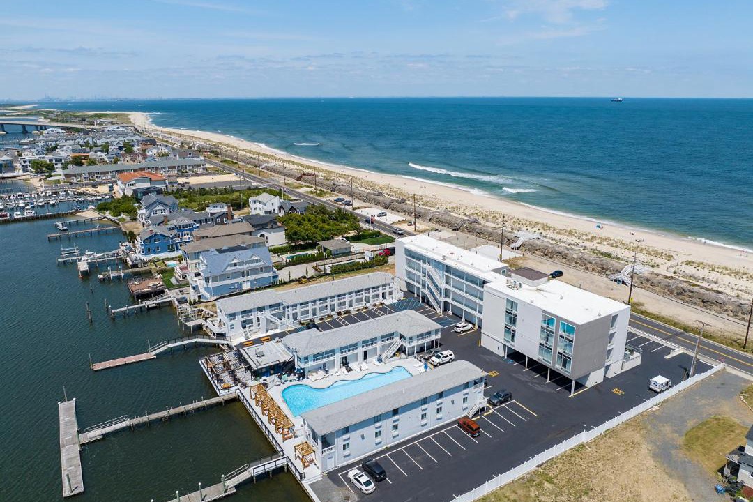 Photo of Others in Sea Bright