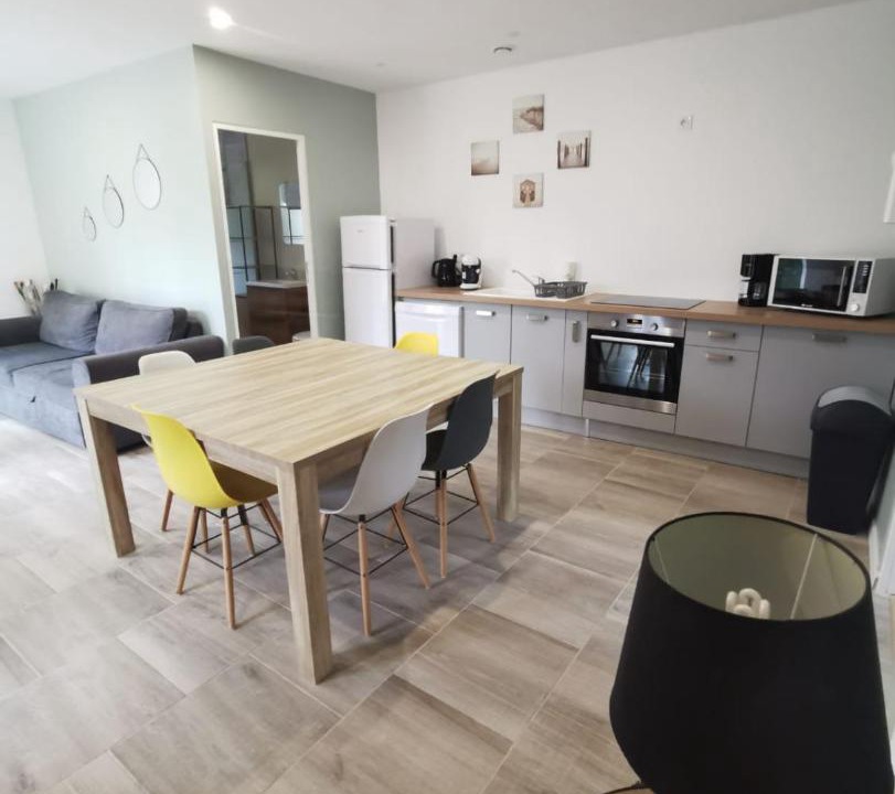 Photo of Others in Verton