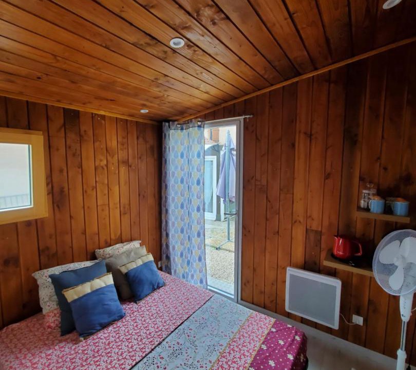 Photo of Bedroom in Decines-Charpieu