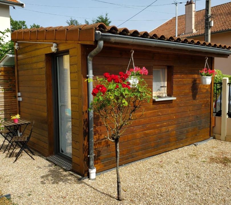 Photo of Buildings in Decines-Charpieu