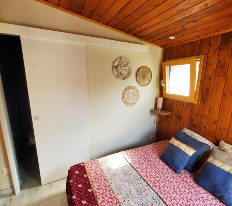 Photo of Bedroom in Decines-Charpieu