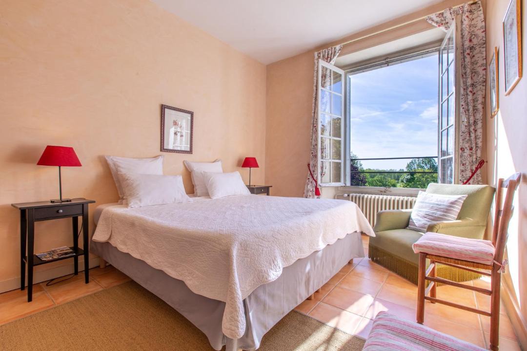 Photo of Bedroom in Cande-sur-Beuvron