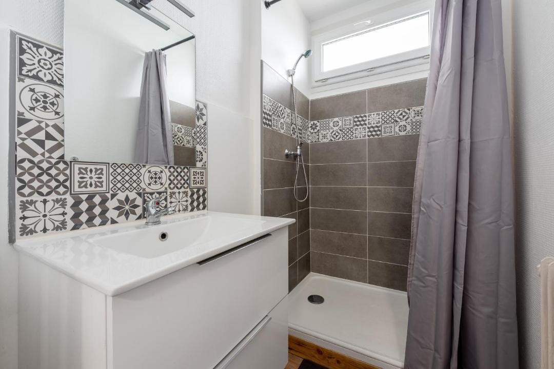 Photo of Bathroom in Cote Pavee