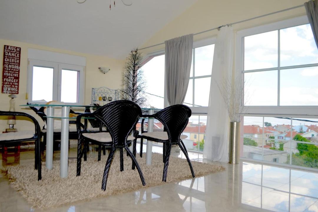Photo of Livingroom in Preko