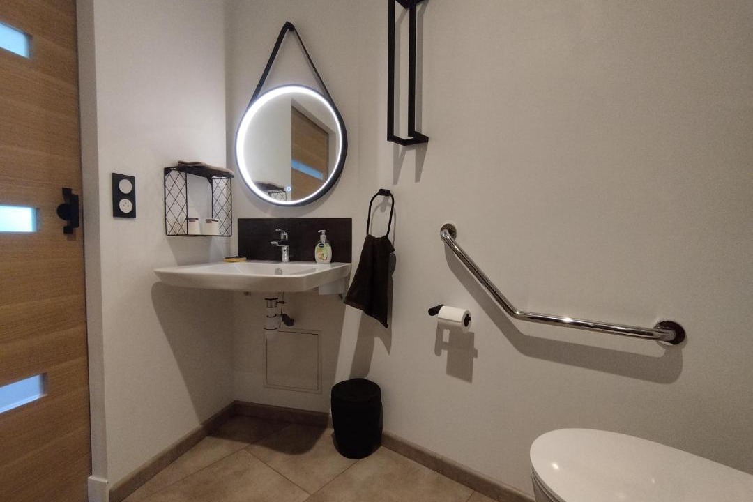 Photo of Others in Le Bec-Thomas