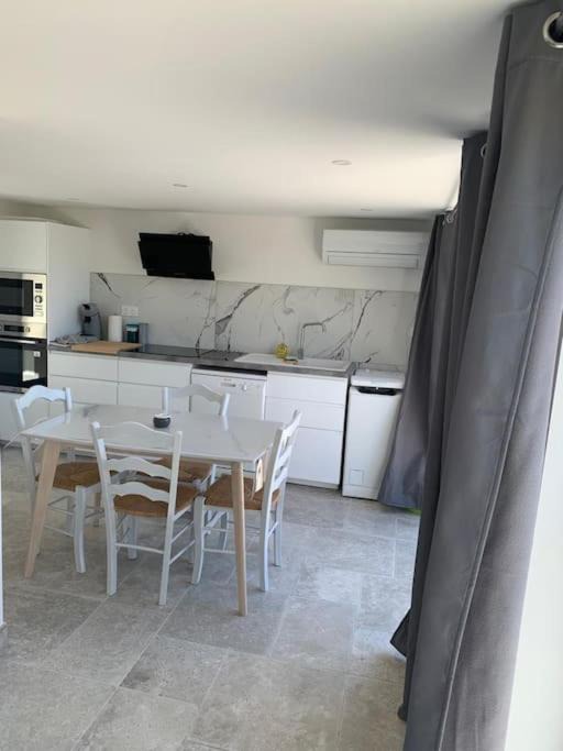 Photo of Kitchen in Nyons