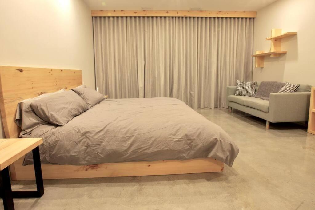 Photo of Bedroom in Petite-Riviere-Saint-Francois