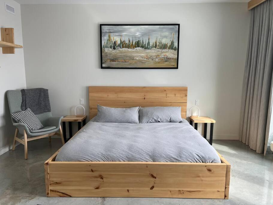 Photo of Bedroom in Petite-Riviere-Saint-Francois