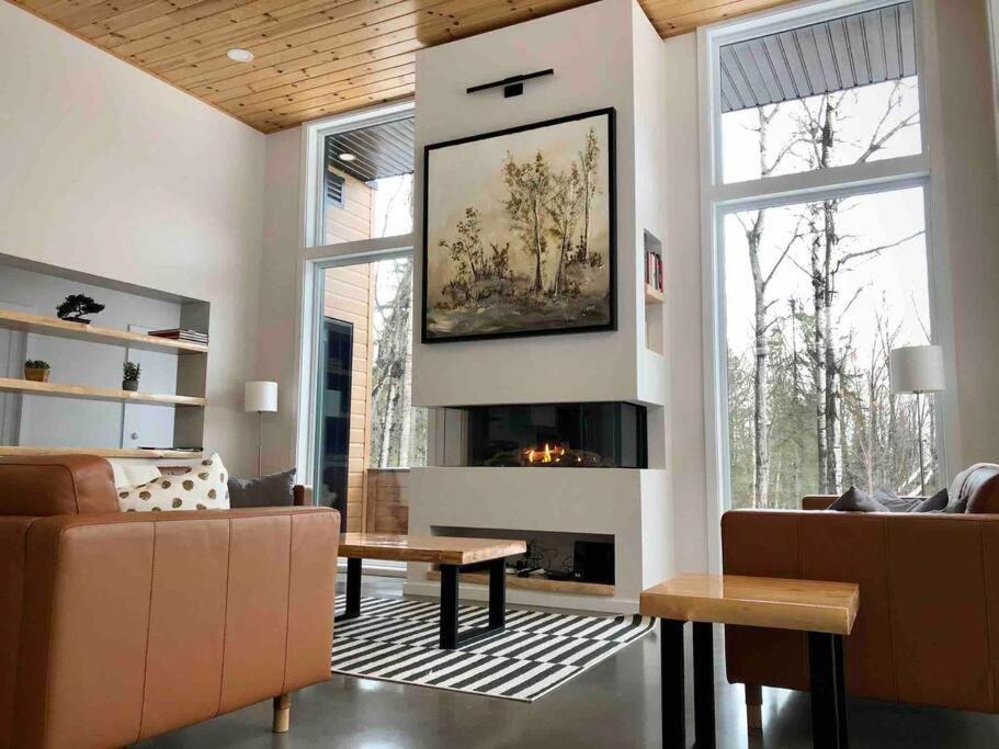 Photo of Livingroom in Petite-Riviere-Saint-Francois