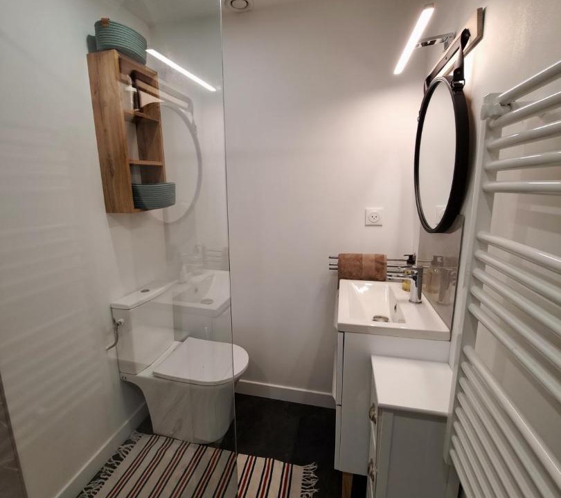 Photo of Bathroom in La Calotterie