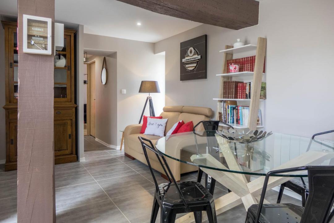 Photo of Livingroom in Saint-Denis-de-l'Hotel