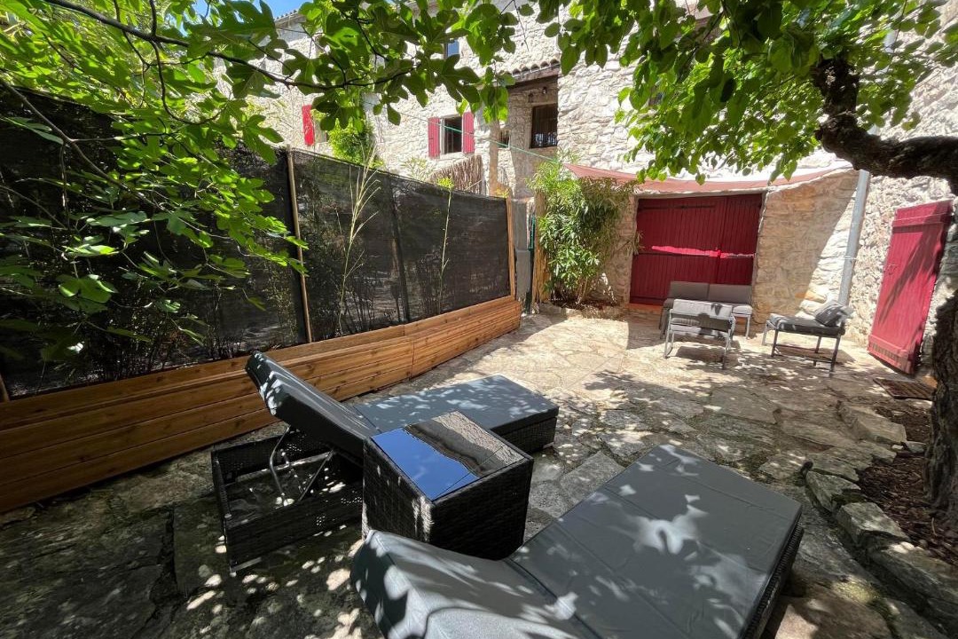 Photo of Patio Balcony in Les Vans