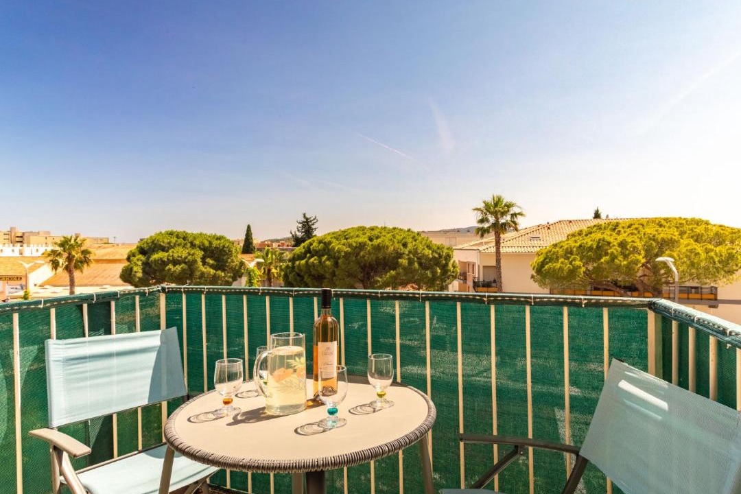 Photo of Patio Balcony in Le Lavandou