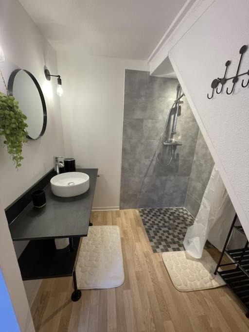 Photo of Bathroom in Urschenheim