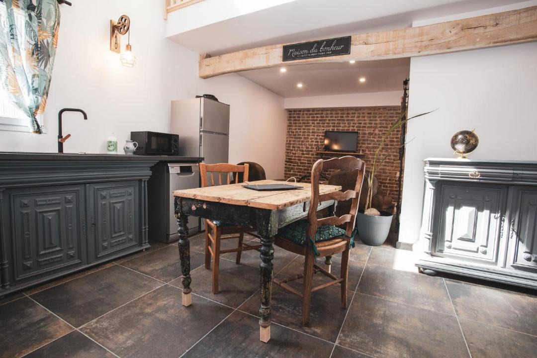 Photo of Livingroom in Arrest