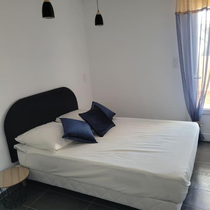 Photo of Bedroom in Saint-Jean-de-Serres