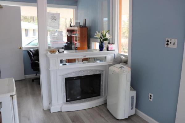 Photo of Others in Cornwall Bridge