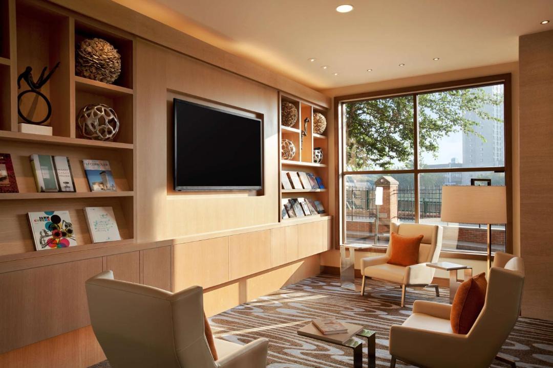 Photo of Livingroom in Allston