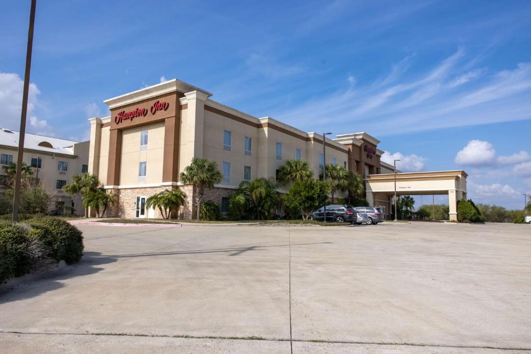 Photo of Others in Alice