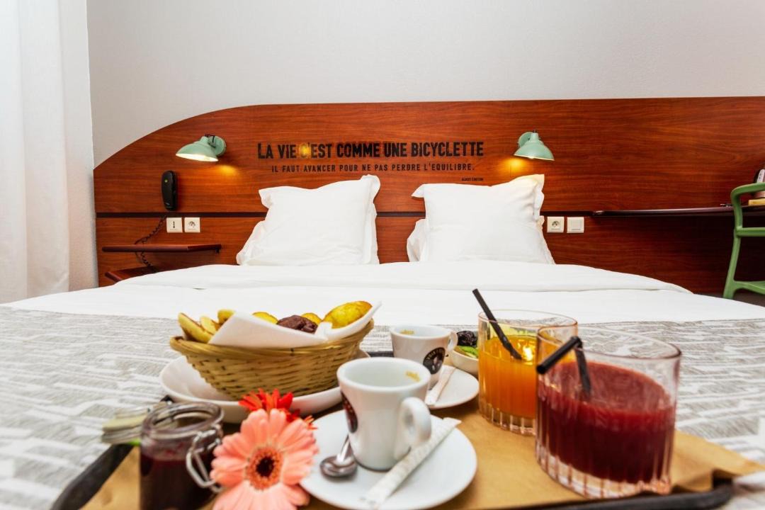 Photo of Others in Lalande-Grand Selve