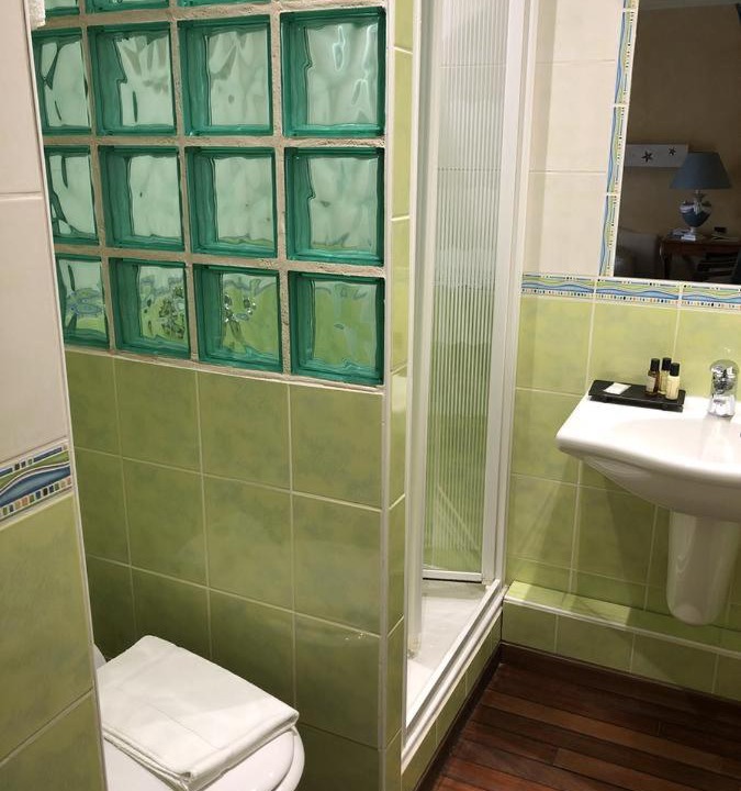 Photo of Bathroom in L'Isle-Adam