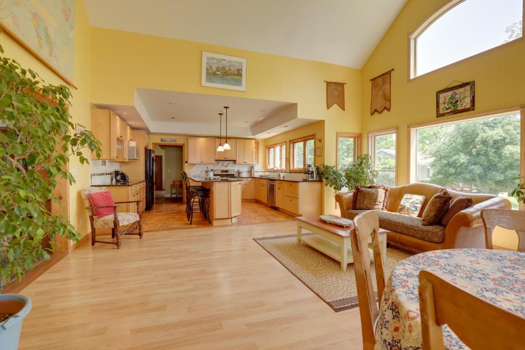 Photo of Others in Teall Beach